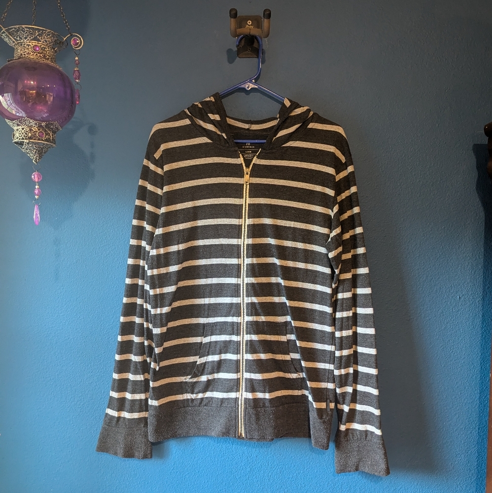 Cotton On Men's Gray Striped Sweater